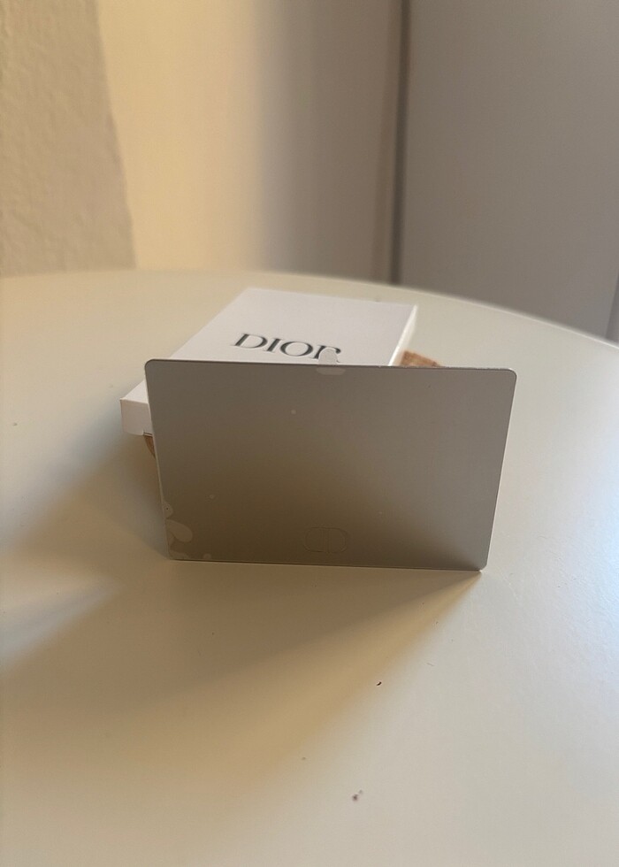 Dior El Aynası - Görsel 2