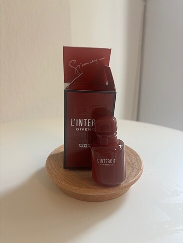 GIVENCHY Linterdit Rouge Ultime 10ml