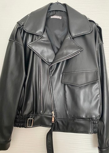 Kadın Siyah Deri Biker Ceket