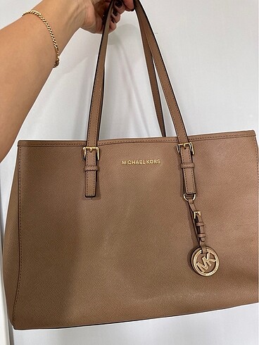 Michael Kors Jet Set Travel Bag