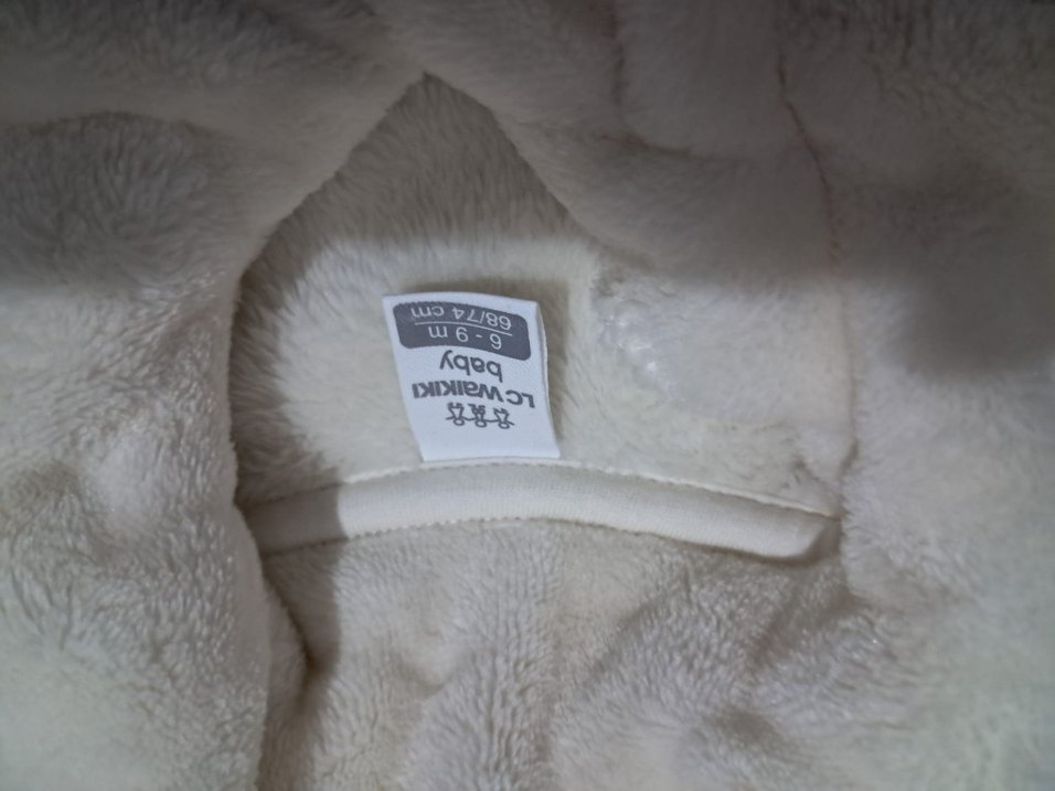 Kızlar için kapüşonlu beyaz peluş ceket - Görsel 2