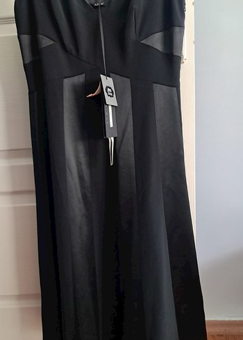 Siyah Kemerli Uzun V Yaka Kadın Abiye Elbise - Görsel 2