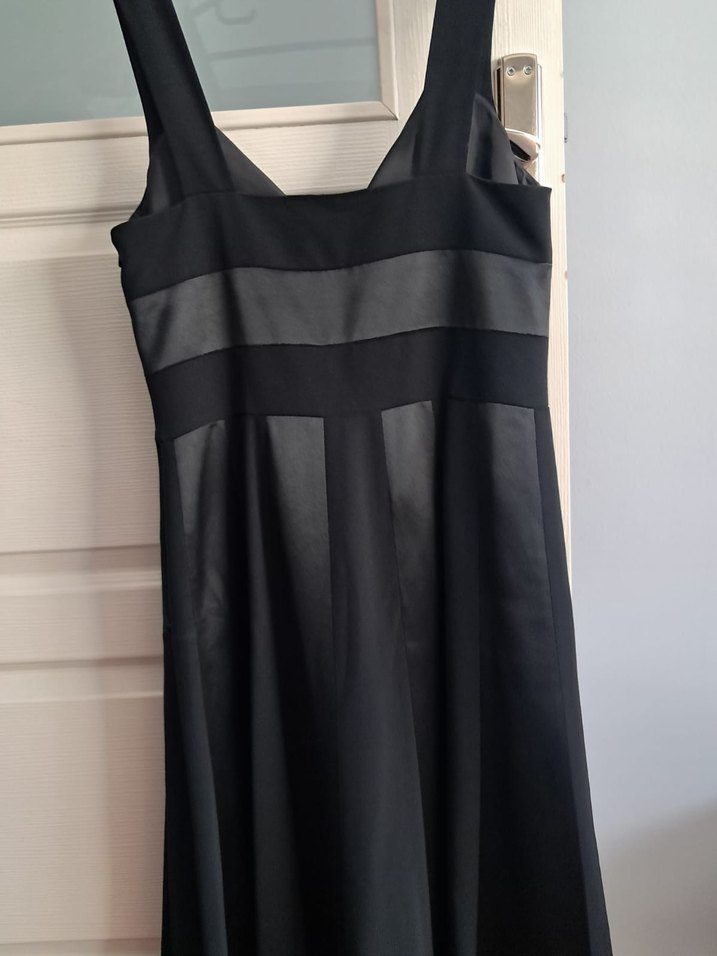 Siyah Kemerli Uzun V Yaka Kadın Abiye Elbise - Görsel 3