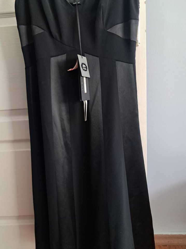 Siyah Kemerli Uzun V Yaka Kadın Abiye Elbise - Görsel 2