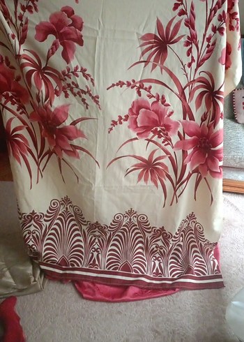 Bordo Çiçek Desenli Baskılı Perde - Görsel 3