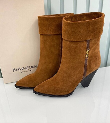 Bayan süet bot saint laurent