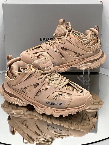 36 Beden Balenciaga