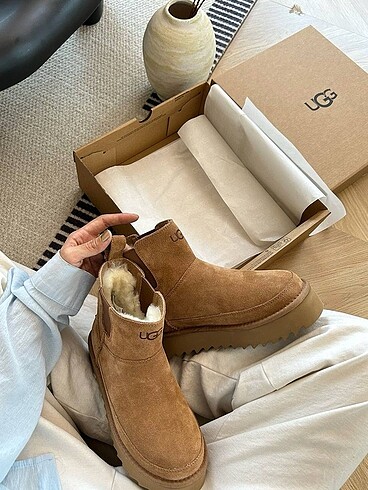 Ugg bot