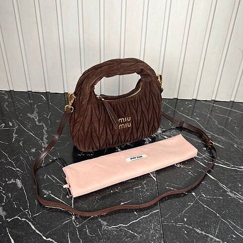 Miu Miu Wander Bag Small İthal ürün 24x13 cm