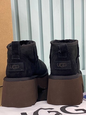 40 Beden Ugg Classic Heights Boot İthal Ürün