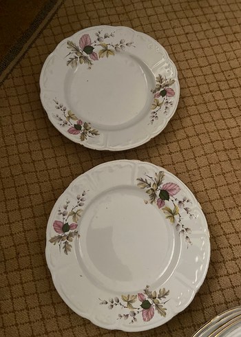 Çiçek Desenli Beyaz Porselen Tabak Seti - Görsel 2