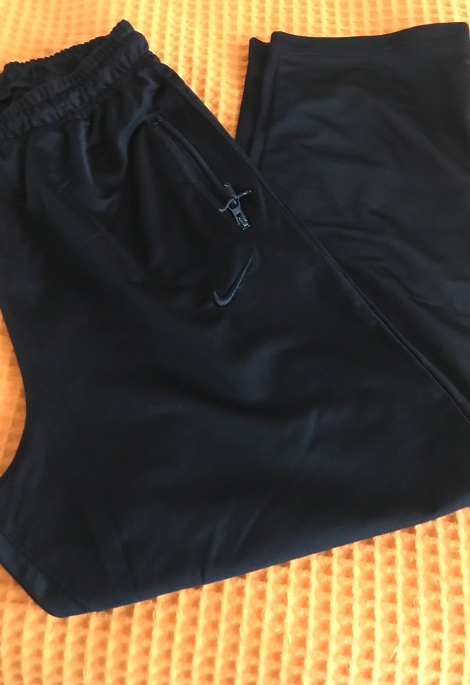 Siyah Kadın Rahat Kesim Fermuarlı Eşofman Altı - Görsel 3