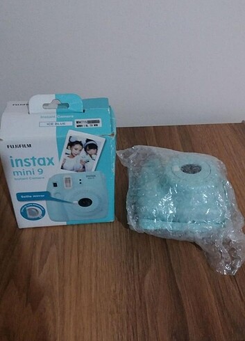 İnstax Mini 9 Fotoğraf Makinesi 