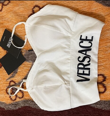Versace crop