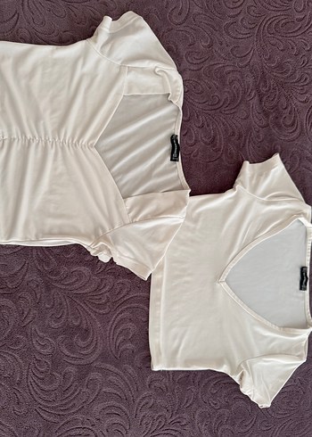 Beyaz V Yaka Kısa Kollu Crop Top - Görsel 5