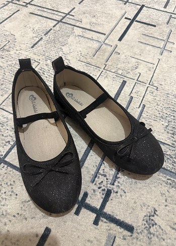 Kız Çocuk Siyah Tokalı Babet Ayakkabı - Görsel 3