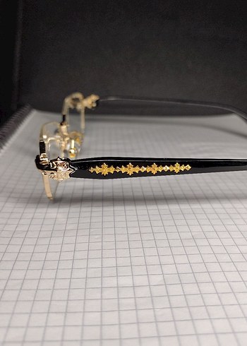 Chrome Hearts Gözlük Elmas Kesim Altın - Görsel 3