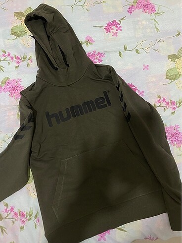 Hummel sweatshirt