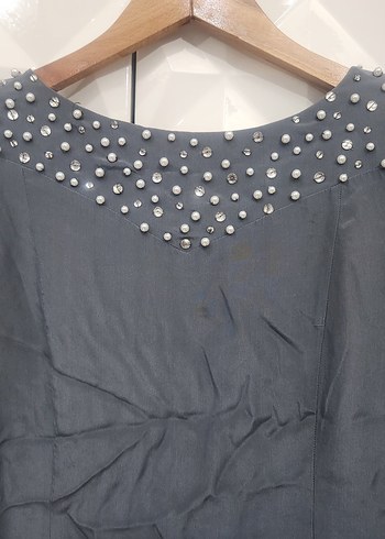 Gri Düğmeli Midi Gece Elbisesi - Görsel 2