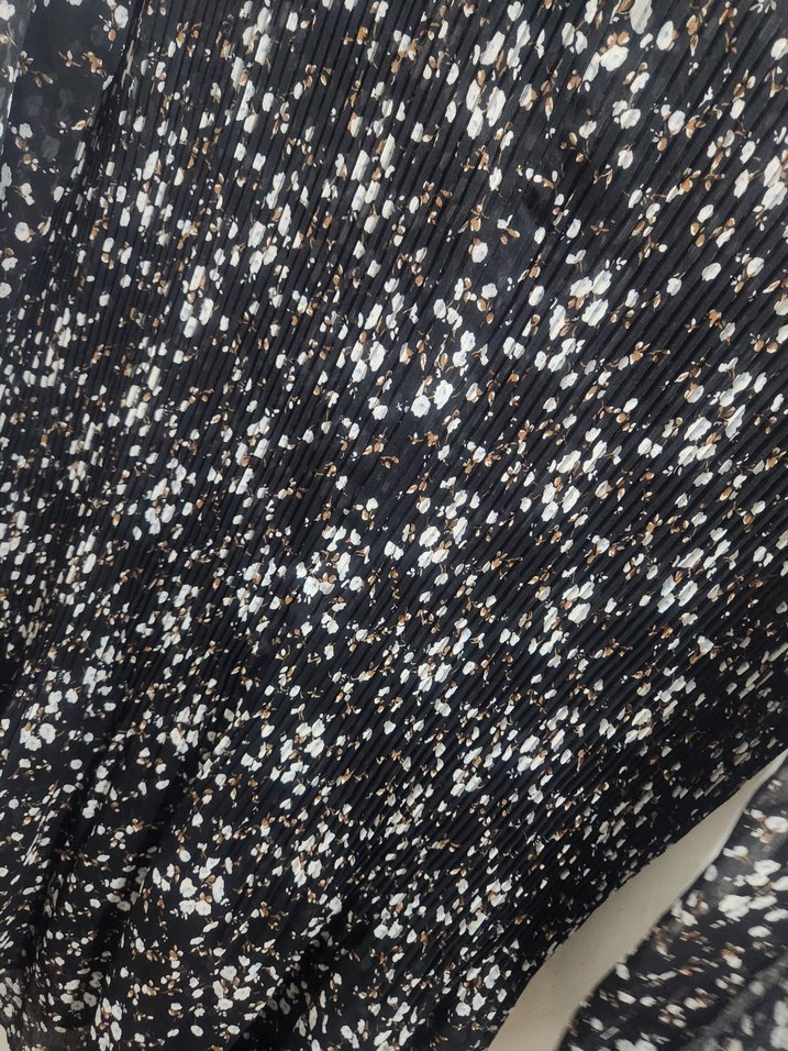 Uzun Kollu Siyah Batik Desenli Elbise - Görsel 2