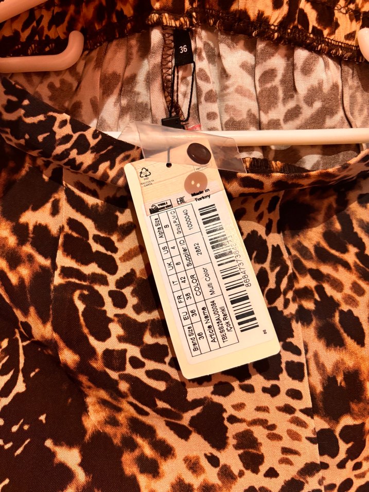 Desenli şort - Görsel 2