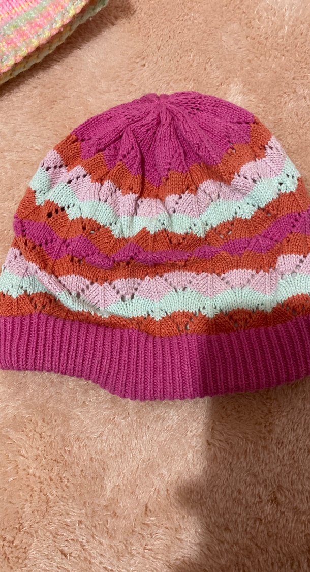 Çocuklar için Renkli Örgü Bere Seti - Görsel 3