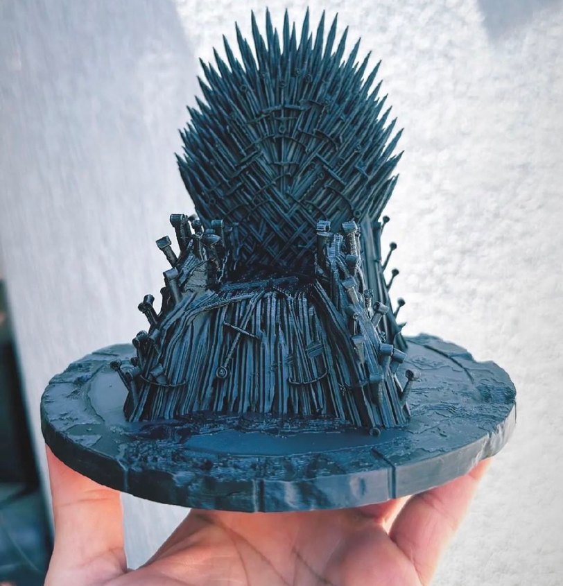 Game Of Thrones Siyah Taht Modeli Aksiyon Figürü - Görsel 2