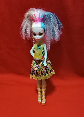 Monster High Monster high elektrik saçlı frenkie