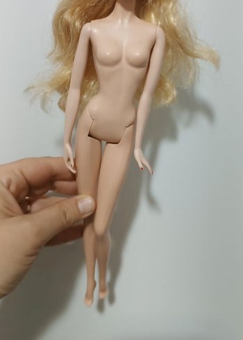 Barbie vücut