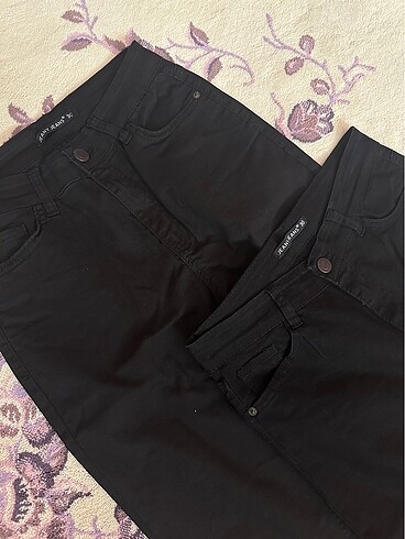30 Beden SİYAH DAR PANTOLON