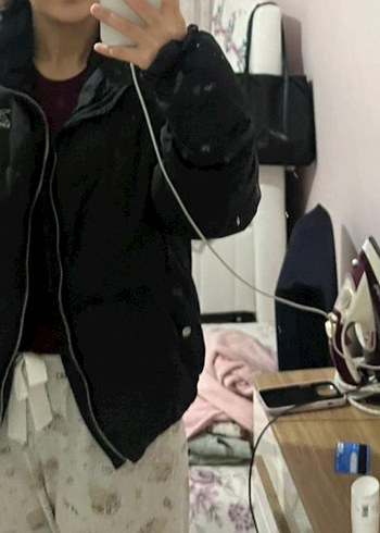 Siyah Fermuarlı Kadın Kışlık Mont - Görsel 3