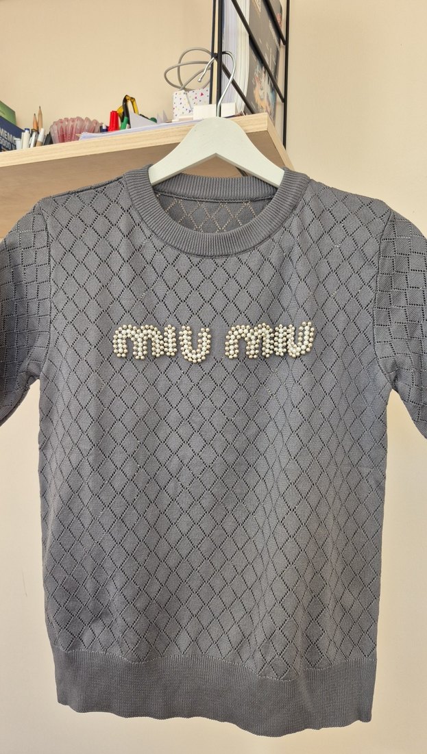 Nakışlı Gri Kız Triko Tişört - Görsel 4