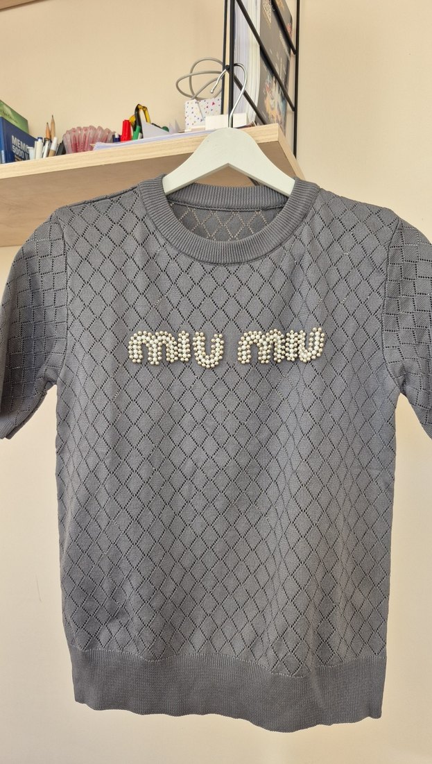 Nakışlı Gri Kız Triko Tişört - Görsel 5