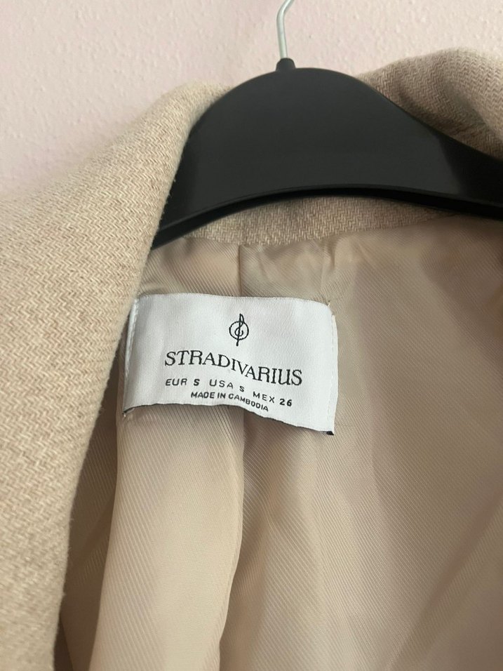 Bej Uzun Kesim Düğmeli Kadın Keten Kaban - Görsel 4