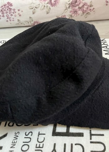 Düğmeli Siyah kadın şapka - Görsel 2