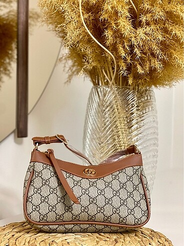 Gucci Jackie Shoulder Çanta