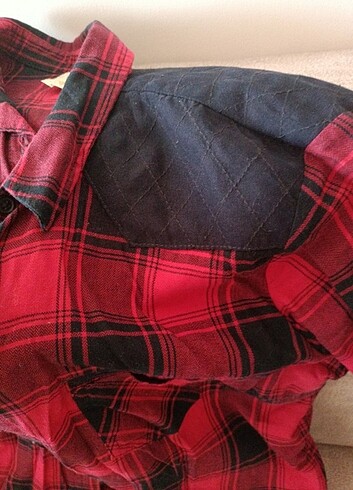 Kırmızı ve Siyah Kareli Uzun Gömlek  - Görsel 4