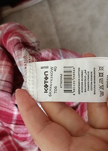 Kırmızı ve Beyaz Desenli Uzun Gömlek  - Görsel 5