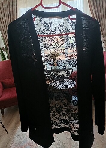 Önü Düz Arkası Dantelli Ceket - Görsel 2