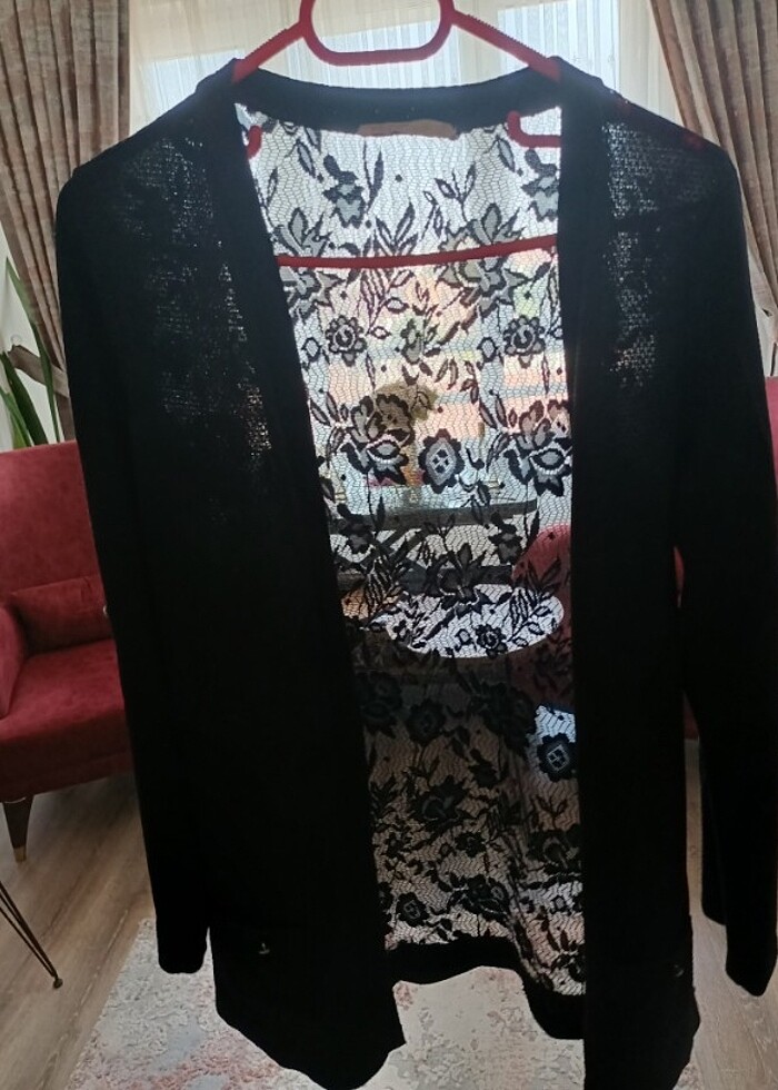 Önü Düz Arkası Dantelli Ceket - Görsel 2