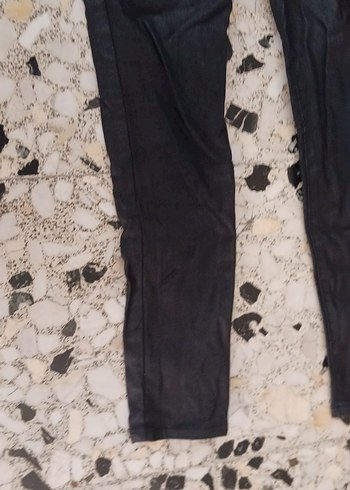 Kızlar için Siyah Dar Denim Pantolon - Görsel 3