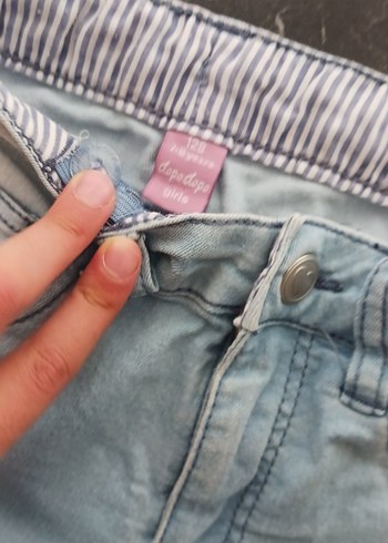 Kemer Detaylı Kız Çocuk Gri Denim Pantolon - Görsel 4