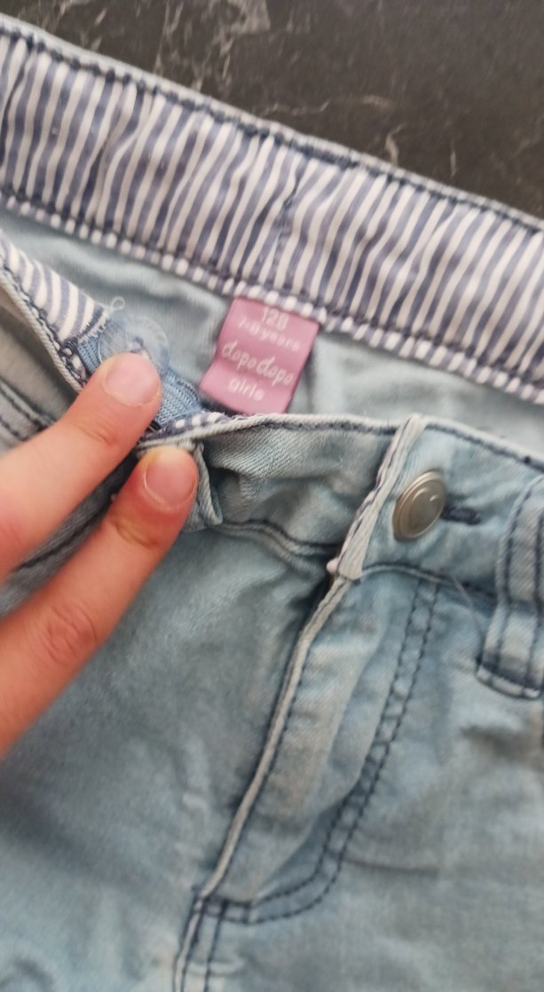Kemer Detaylı Kız Çocuk Gri Denim Pantolon - Görsel 4