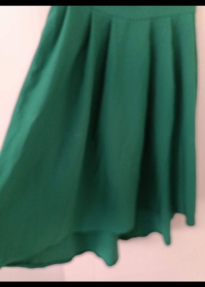 Etiketli yeni elbise - Görsel 5