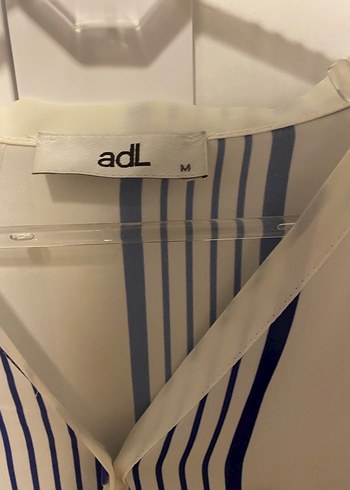 Çizgili V Yakalı Polyester Kadın Gömlek - Görsel 3