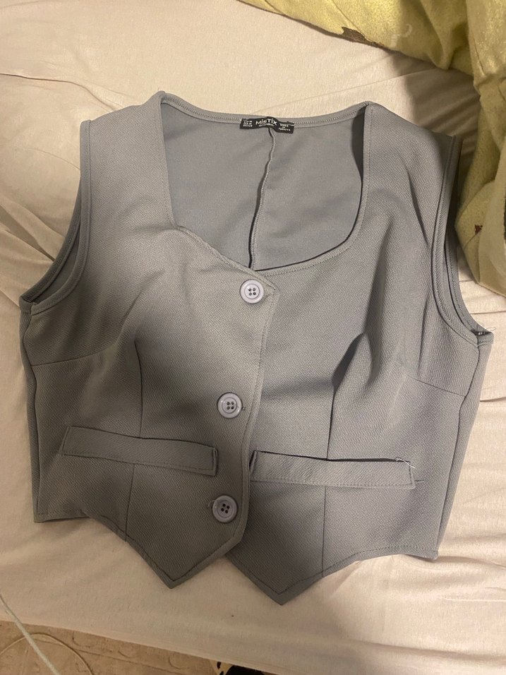 Düğmeli Gri V Yaka Kadın Yelek - Görsel 2