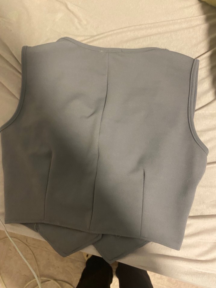 Düğmeli Gri V Yaka Kadın Yelek - Görsel 4