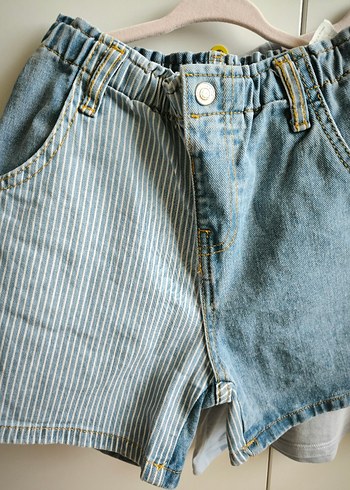 Zara Çizgili ve Düz Denim Düğmeli Kız Şortu