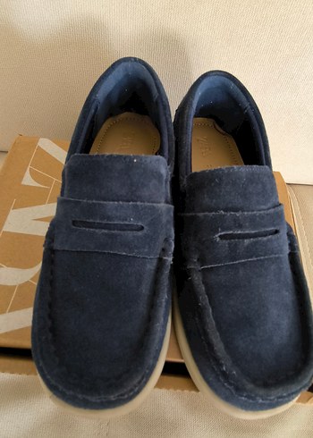 28 Beden mavi Renk Zara Erkek Çocuk Süet Loafer