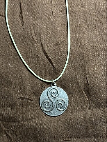 Beden Spiral gotik kolye y2k